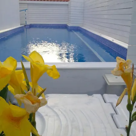 דירה House Of Flowers Rhodes City